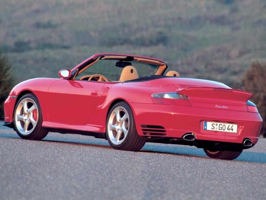  Porsche 911 Turbo Cabriolet 2004 года  (фото 8 из 15)